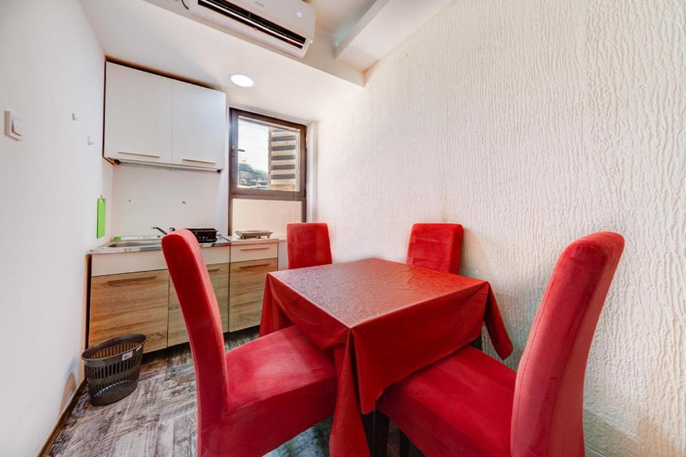 Post Office Center Apartments Budva Exterior photo