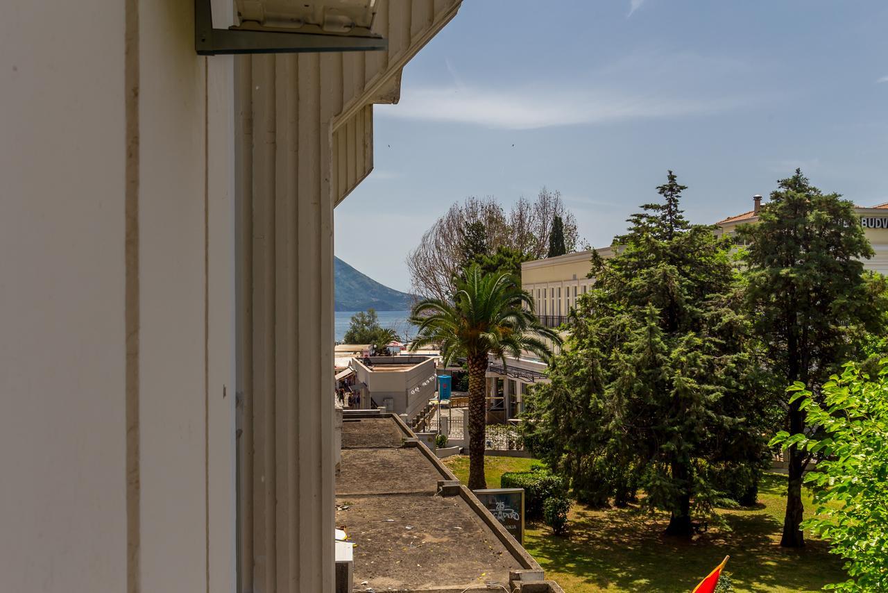 Post Office Center Apartments Budva Exterior photo